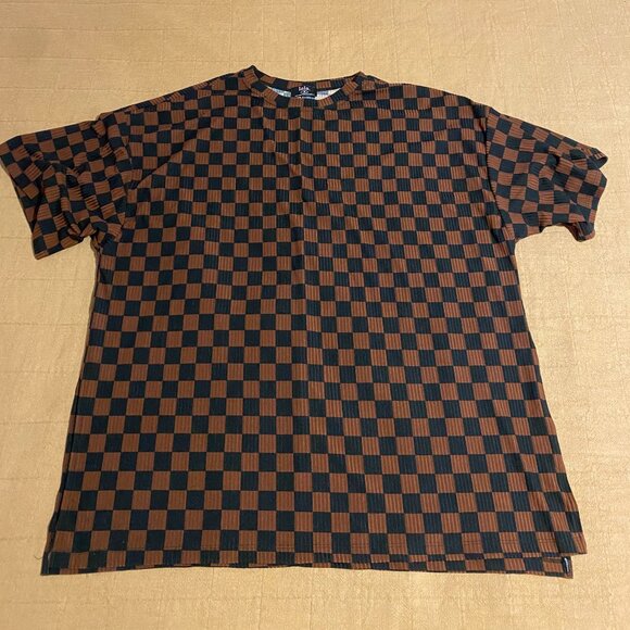 Dressed in Lala Lex Ribbed Checkerboard Top in Black + Mocha - Picture 1 of 3